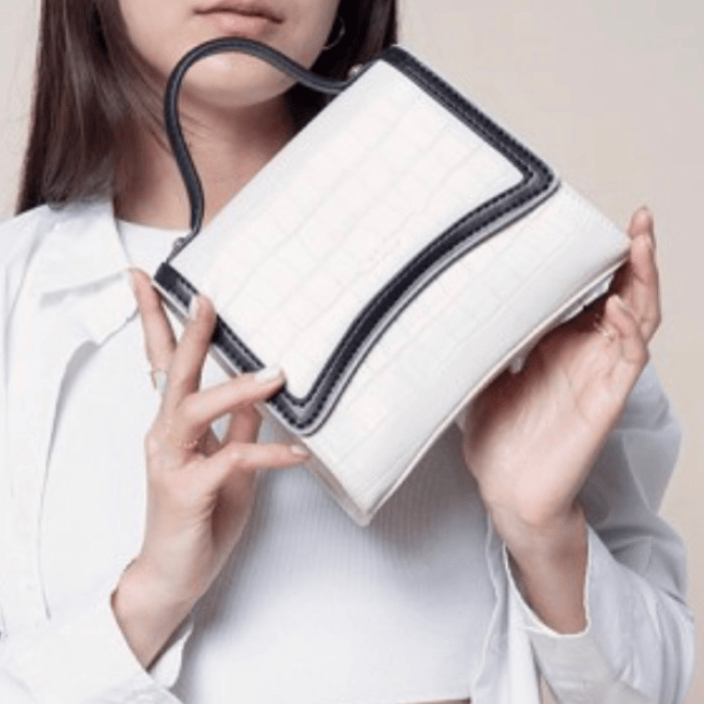 Miranda - White & Black - B.Fancy